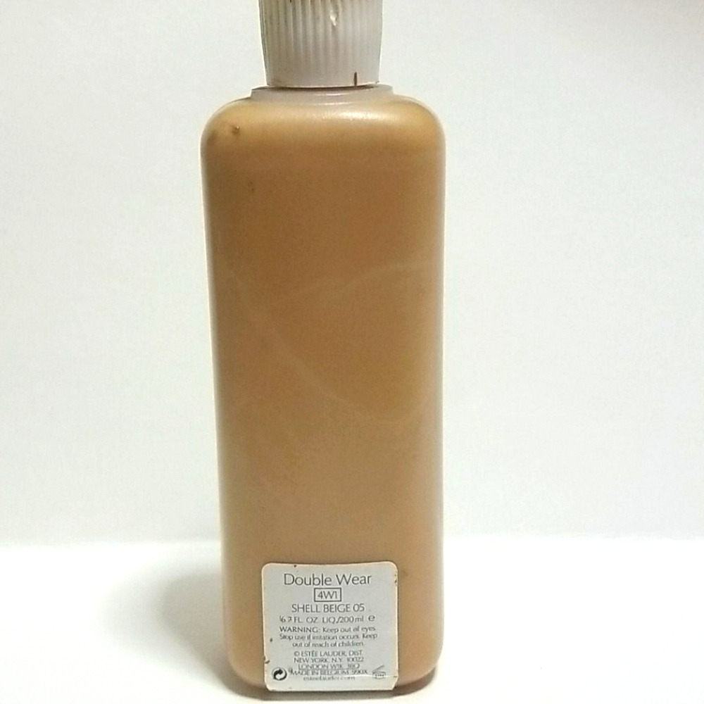 Estee Lauder Double Wear Foundation